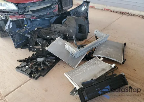 2025 Land Rover Range Rover Velar Dynamic Se from USA, damaged, VIN SALYL2EX9SA392414